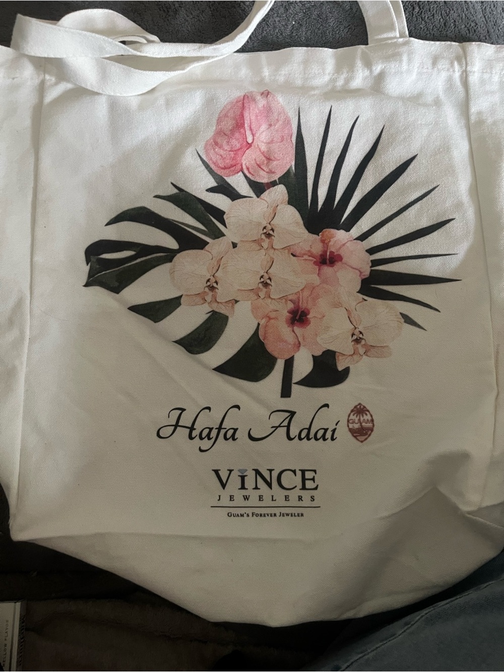 VINCE Jewelers Hafa Adai Floral Canvas Tote - White with Pink & Green. Canvas.